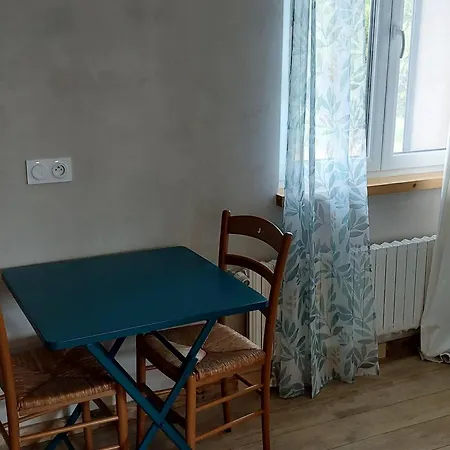 Les Colombes 3*