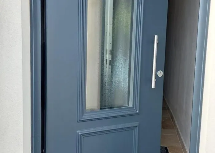 Les Colombes Bed & Breakfast 3*